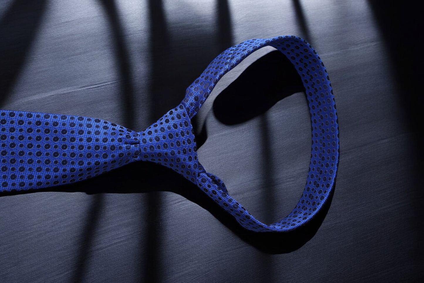 Blue & Navy Geometric Tie & Pocket Square