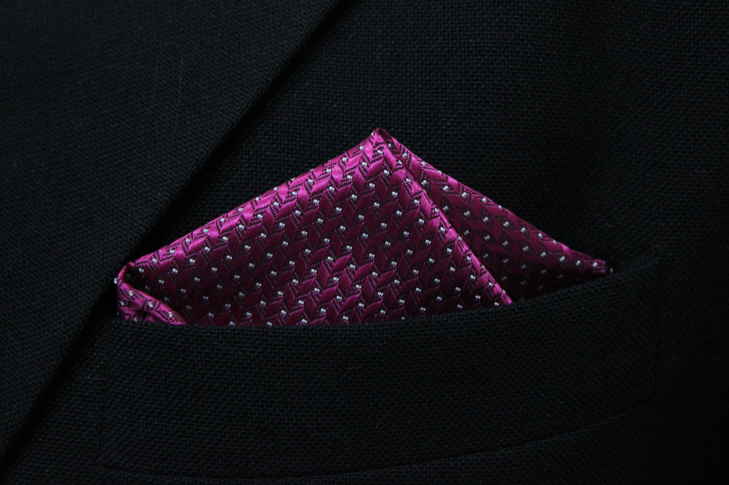 Magenta Geometric Tie & Pocket Square