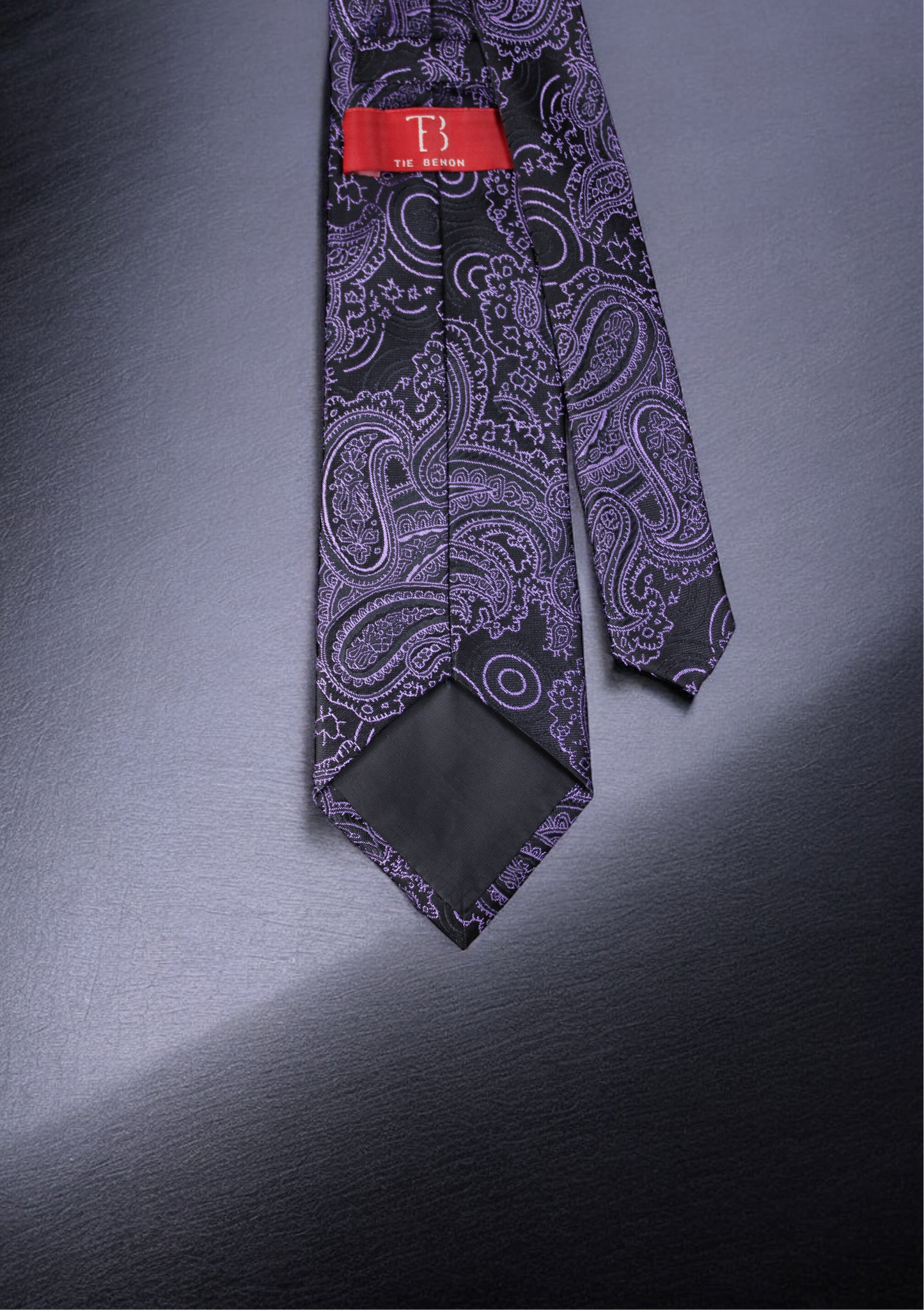 Elegant Black & Purple Paisley Tie & Pocket Square