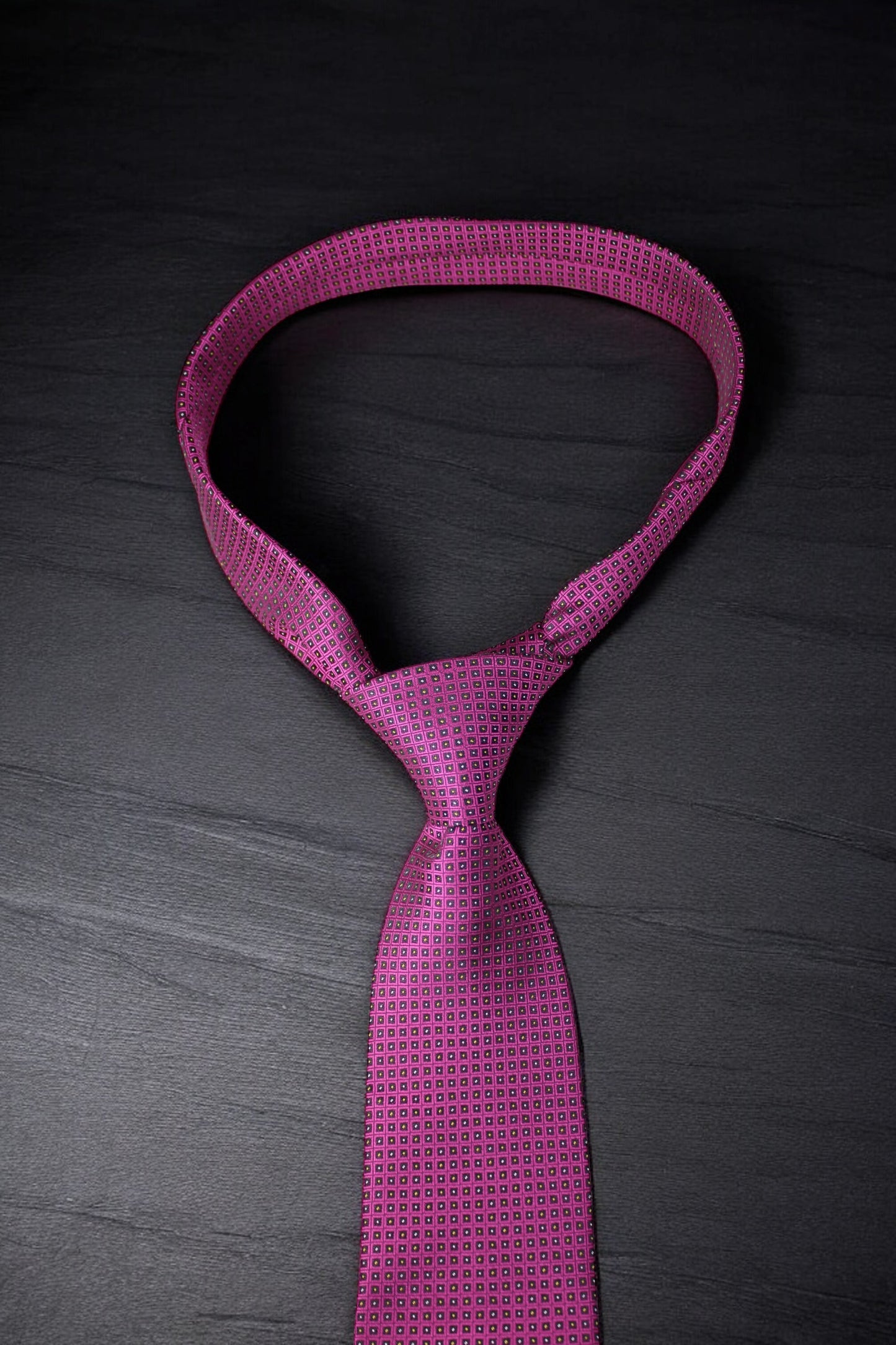 Magenta Geometric Tie & Pocket Square