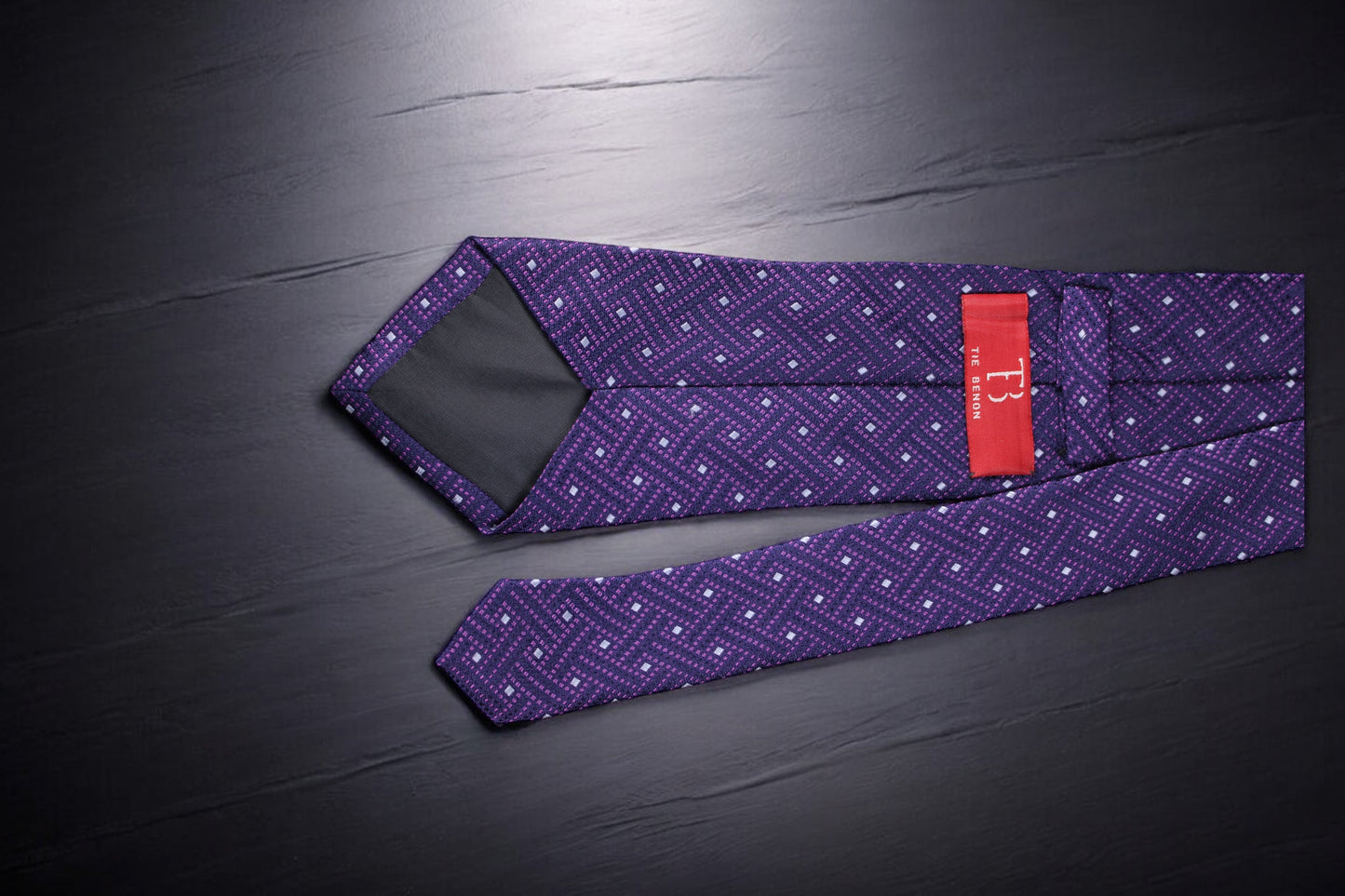 Elegant Purple Geometric Tie & Pocket Square