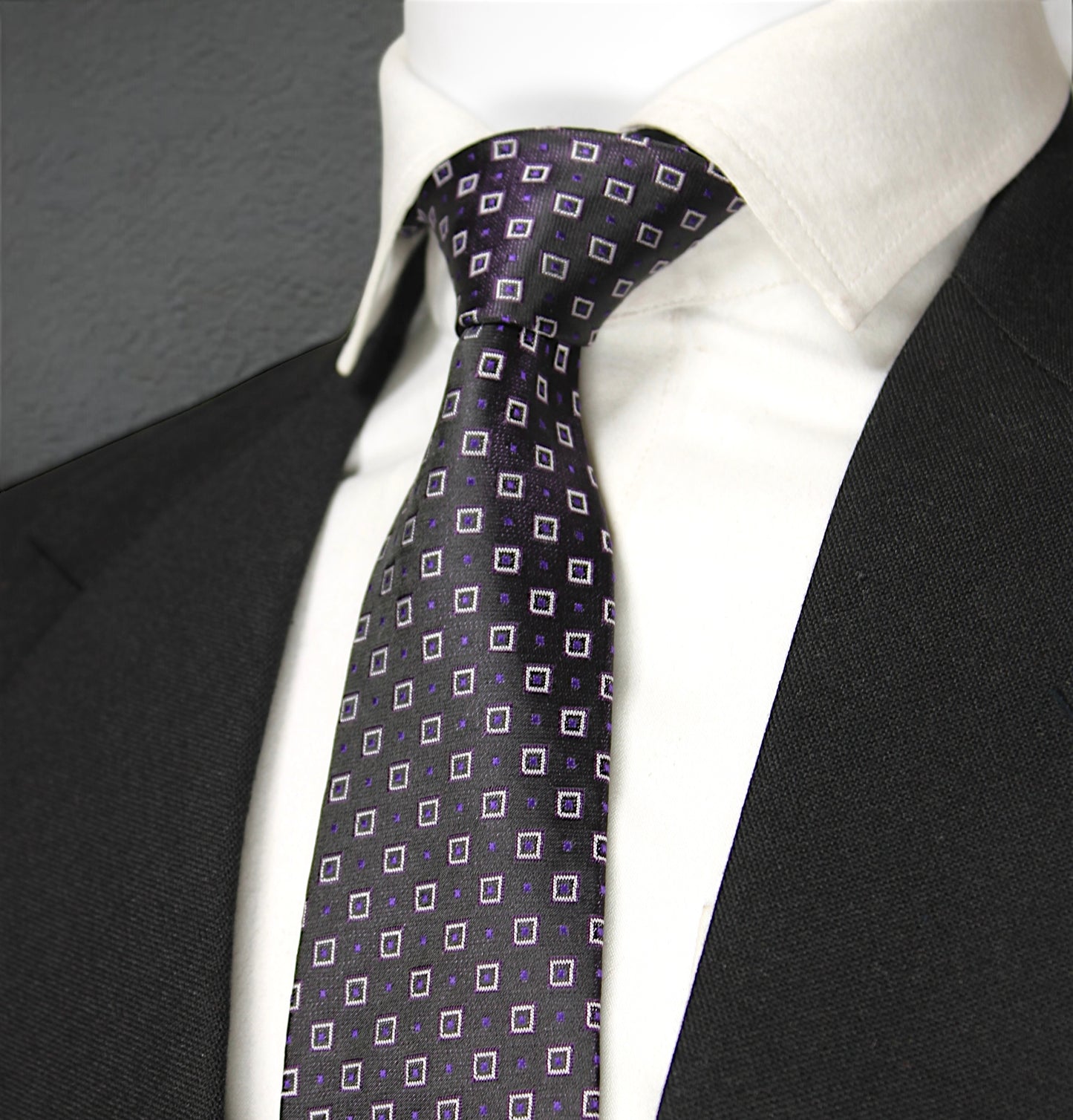 Dark Purple Geometric Tie & Pocket Square