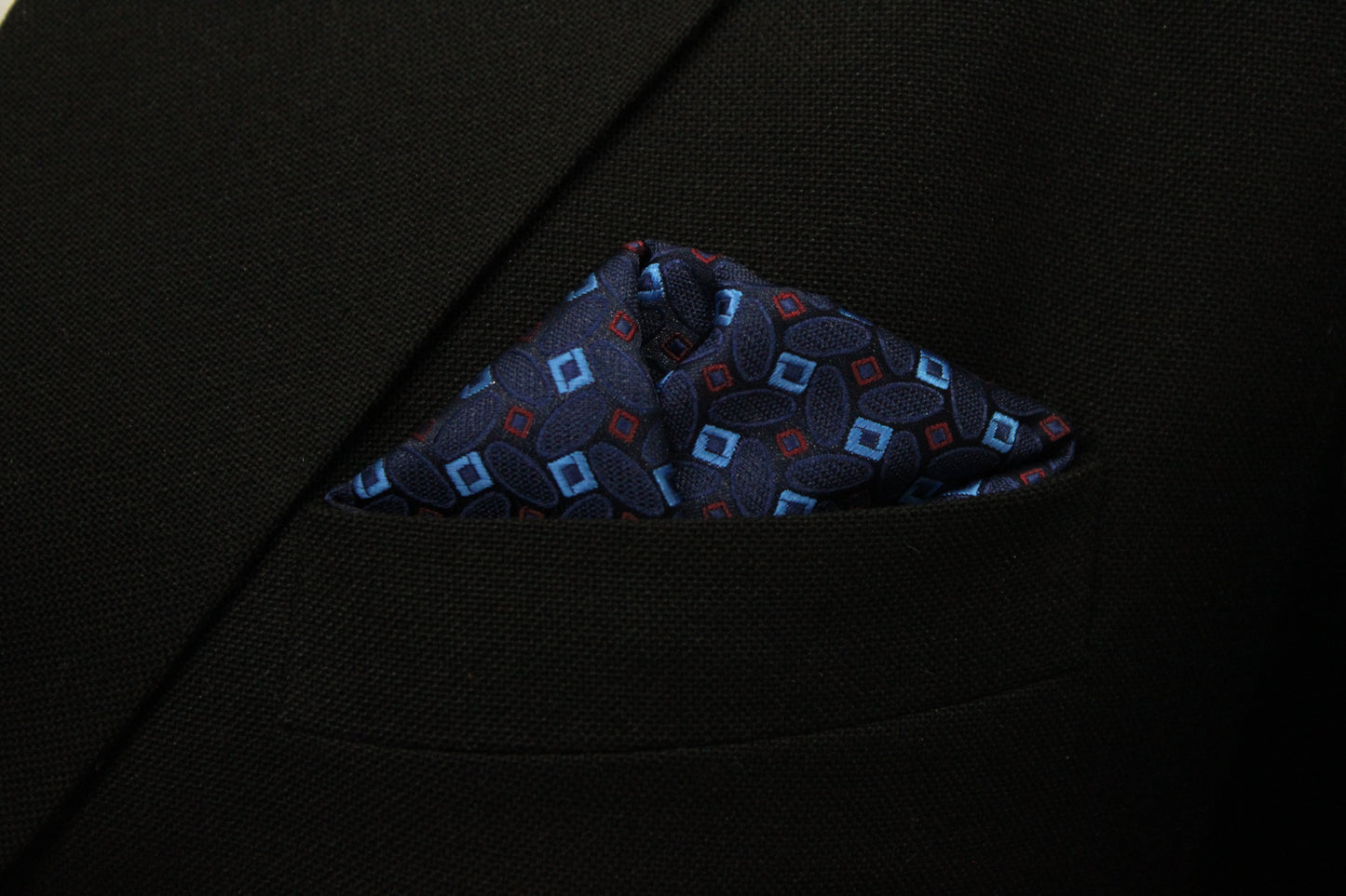 Elegant Dark Blue Geometric Tie & Pocket Square