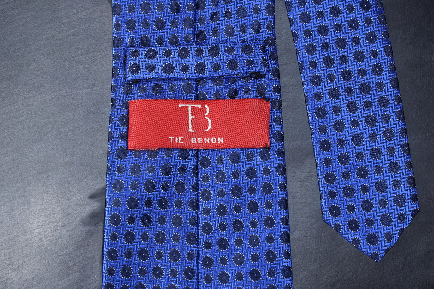 Blue & Navy Geometric Tie & Pocket Square