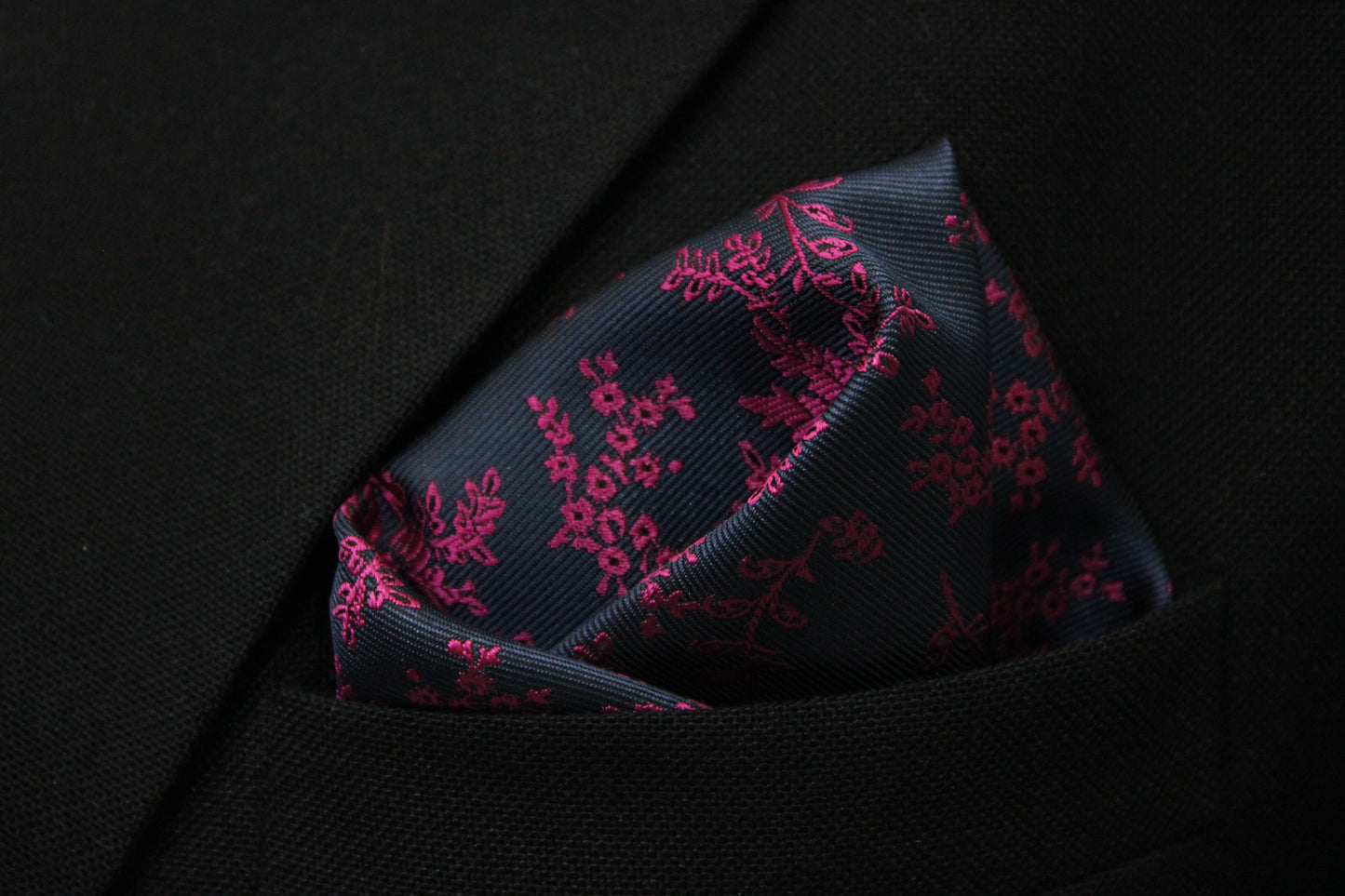 Artistic Blue & Magenta Floral Tie & Pocket Square
