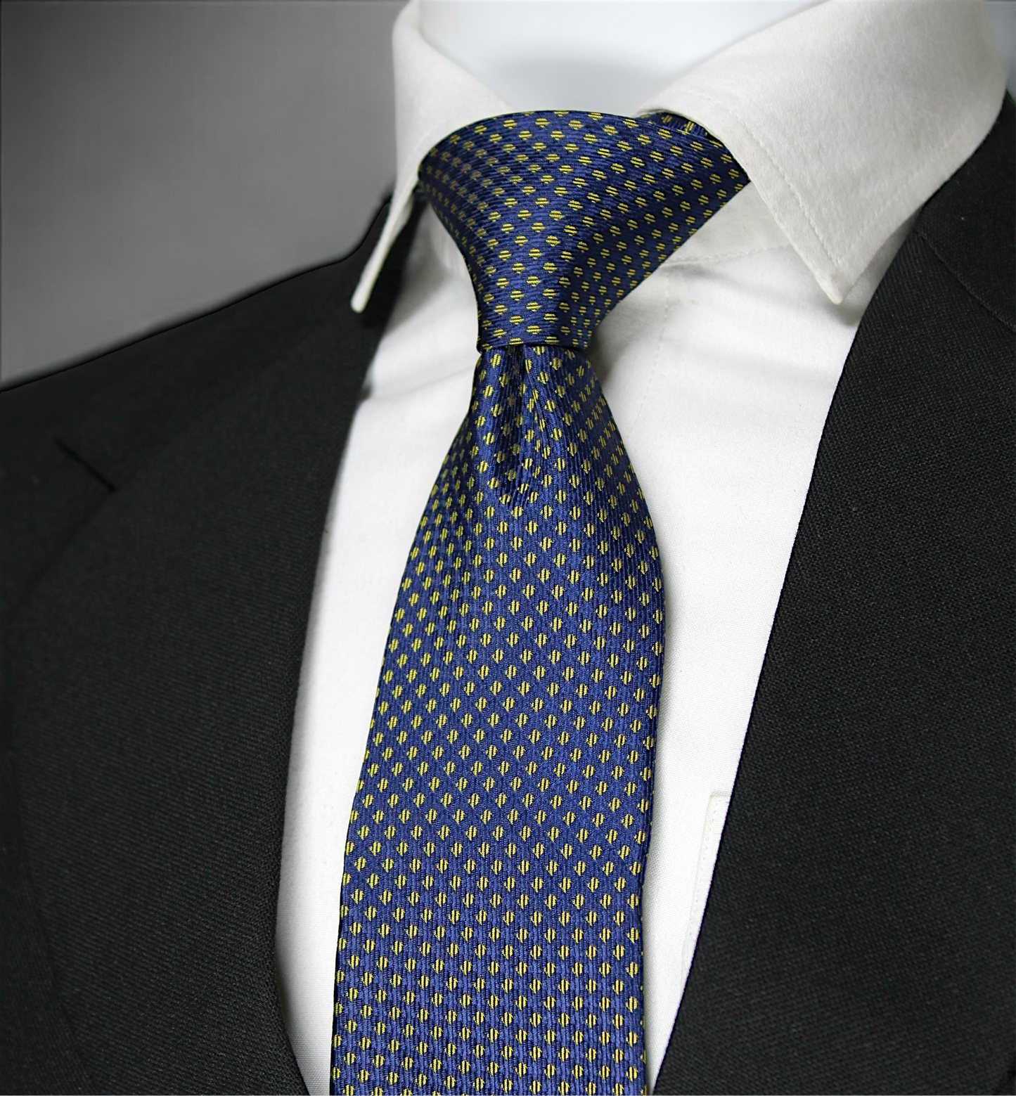 Blue & Yellow Dotted Tie & Pocket Square