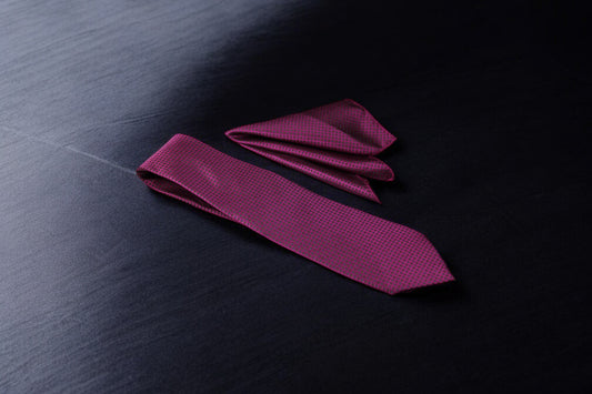 Magenta Geometric Tie & Pocket Square