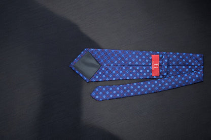 Elegant Dark Blue Geometric Tie & Pocket Square