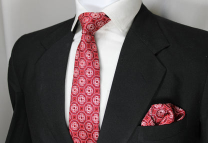 Elegant Red Geometric Patterned Tie & Pocket Square