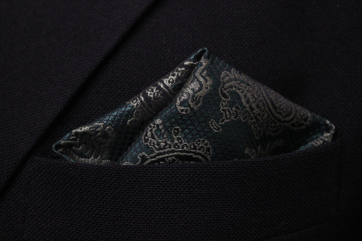 Bottle Green Paisley Tie & Pocket Square