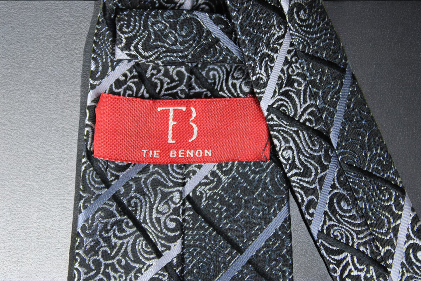 Black & Silver Floral Plaid Tie & Pocket Square