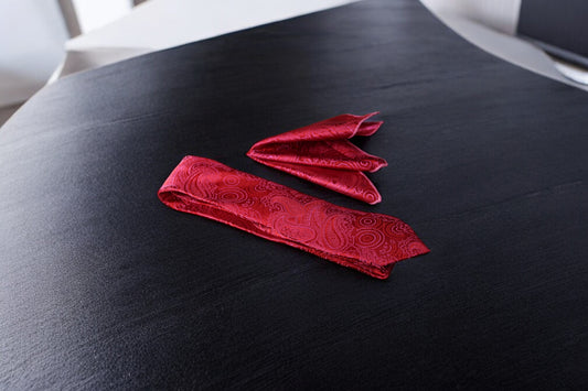 Elegant Red Paisley Tie & Pocket Square