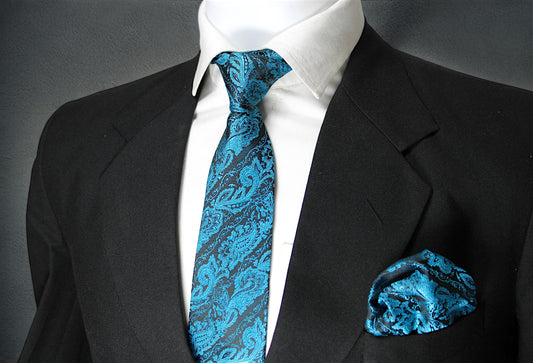 Elegant Blue Paisley Tie & Pocket Square