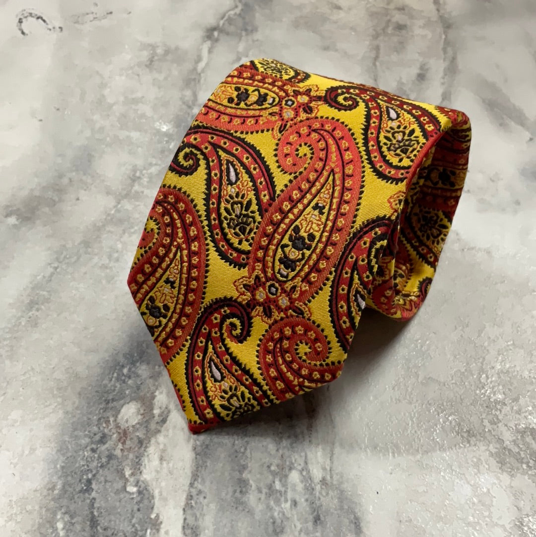 Traditional Yellow Microsilk Paisley Necktie