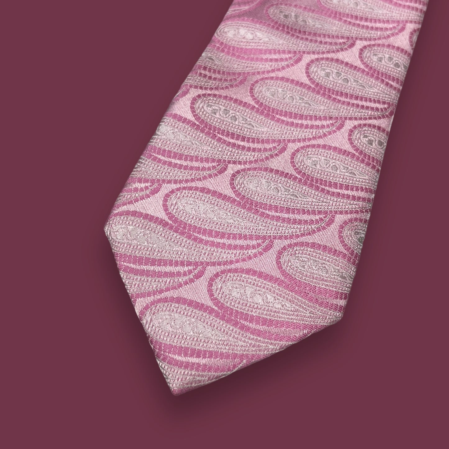 Pink Horizontal Paisley Tie